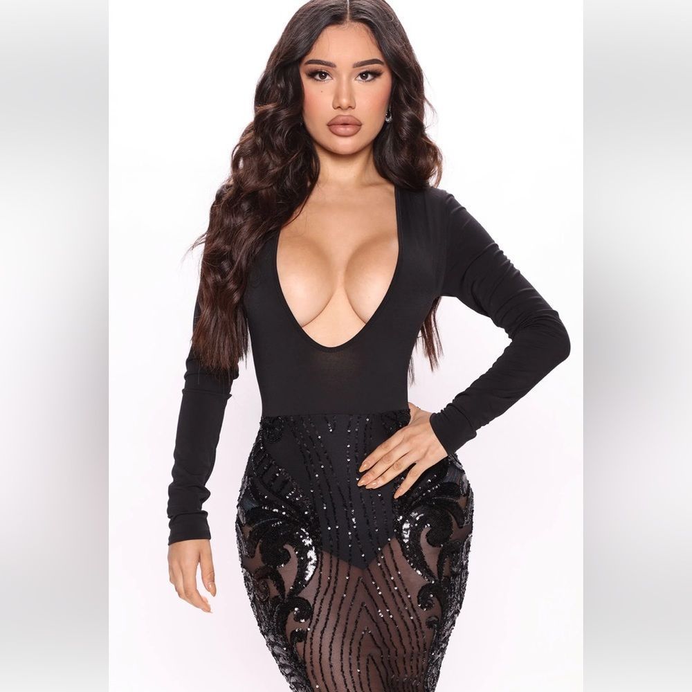Fashion Nova Call Out My Name Black Sequin deep V neck dress in size Large NWT